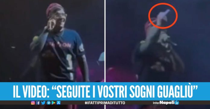 Geolier, spunta un vecchio video del vaffa al suo ex datore di lavoro era presente ad un suo concerto