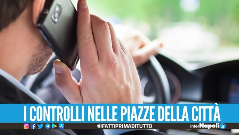 Alla guida con il telefonino e senza cinta, oltre 300 multati a Napoli