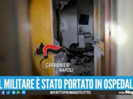 Incendio in casa nel Napoletano, carabinieri salvano un'anziana inferma