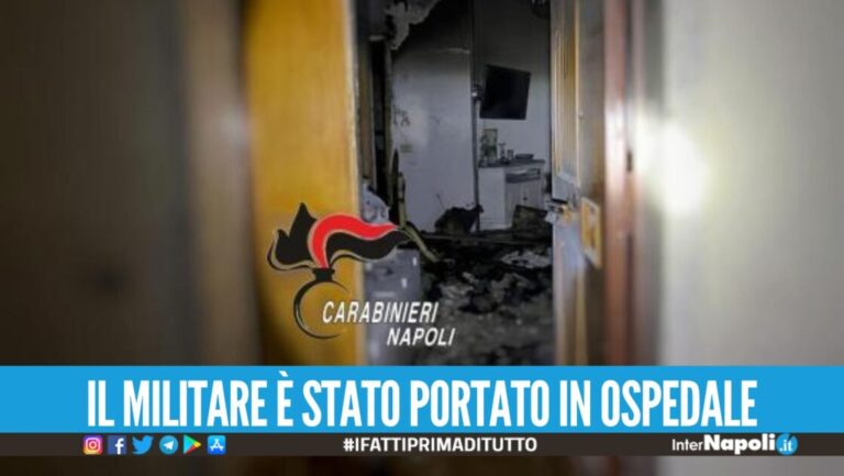 Incendio in casa nel Napoletano, carabinieri salvano un'anziana inferma