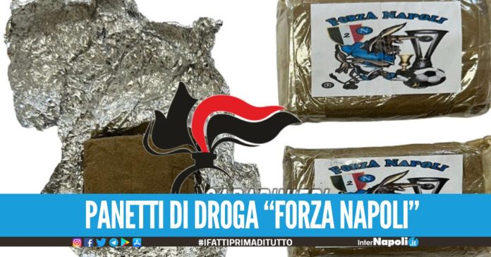Pusher ultrà trovato in possesso di panetti di droga Forza Napoli, erano nascosti in camera da letto