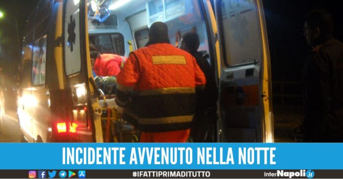 auto contro albero barra