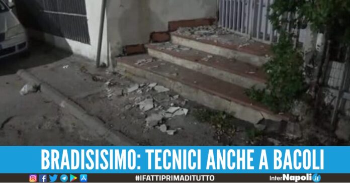 terremoto campi flegrei napoli pozzuoli