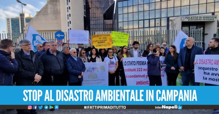 Beni restituiti ai Pellini, manifestazione contro la Terra dei fuochi Abbiamo perso tanti bambini