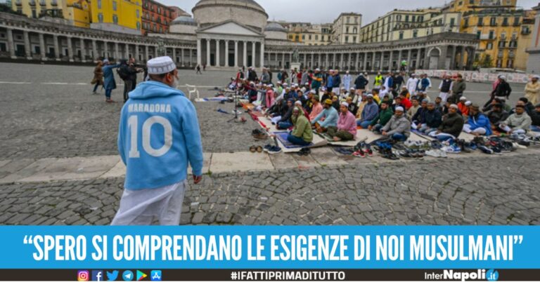 Celebrata anche a Napoli la fine del Ramadan: tra i fedeli in preghiera anche un ‘Maradona’