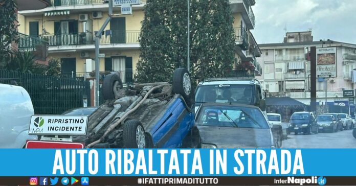Spaventoso incidente tra Giugliano e Melito, traffico in tilt