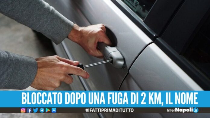 Tentano di rubare una Lancia nel Napoletano, catturato il primo fuggitivo