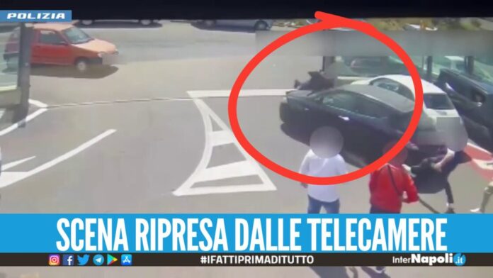 Ruba in un supermercato e poi travolge un poliziotto nel tentativo di fuga