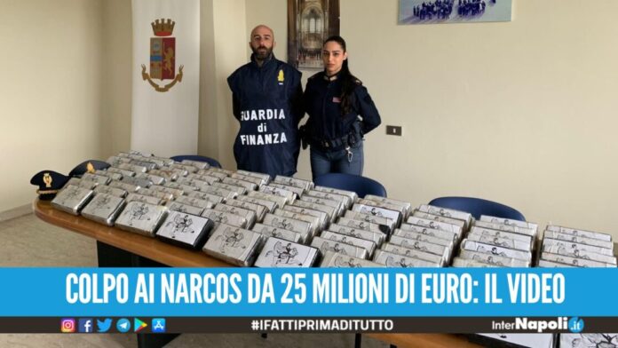 Sequestrati 150 kg di cocaina purissima, il maxi carico trovato sulla nave a Ravenna