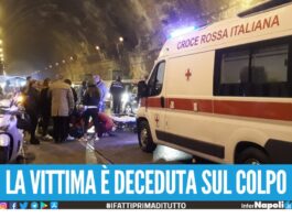 Tragedia a Napoli, cade con lo scooter e muore mentre percorre la Galleria Laziale
