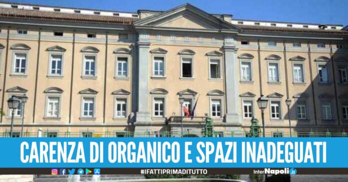 carenza di organico e alla inadeguatezza degli spazi.