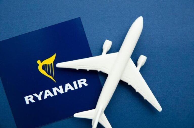 Motivi Comuni dei Ritardi dei Voli con Ryanair: Un’Analisi