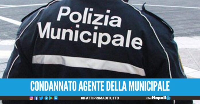 Acerra, multa falsata per fare un 'piacere' condannato agente della polizia municipale