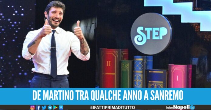 De Martino firma il contratto con la Rai per 4 anni.