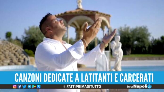 Annullato il concerto del cantante neomelodico, la Questura: 