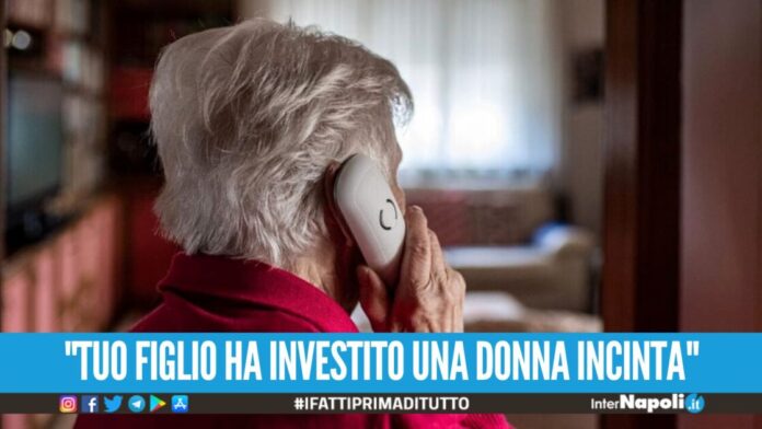 Anziana subisce una doppia truffa, 22enne arrestata nel Napoletano