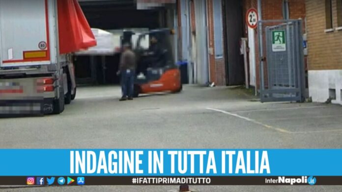 Truffavano le aziende fingendosi fornitori, arresti anche a Napoli