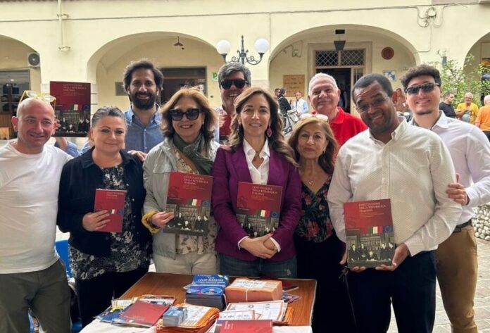 Presentazione del Gruppo Territoriale M5S Villaricca al Teatro Madrearte