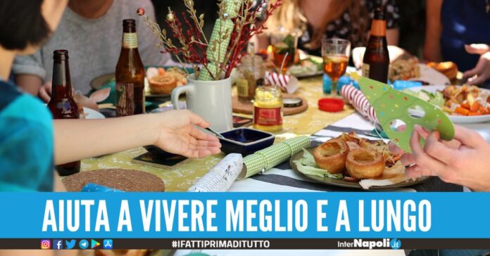 Mangiare in compagnia fa bene alla salute