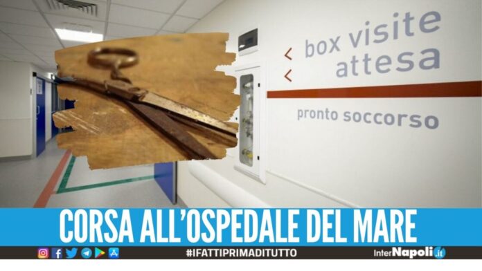 Padre e figlio aggrediti a Ponticelli, bloccato l'aggressore con le forbici