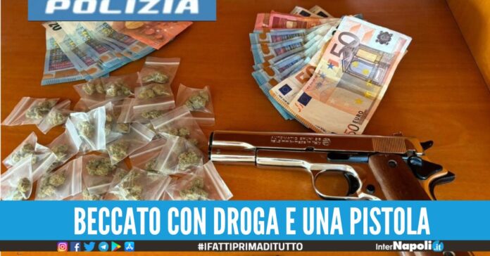 non si ferma all'alt acerra