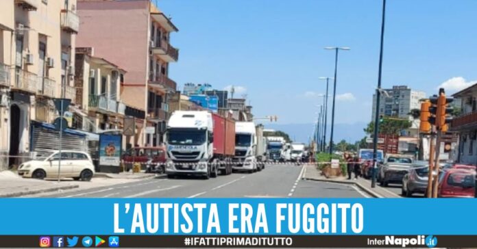 Incidente mortale a Ponticelli, travolta in strada da un tir