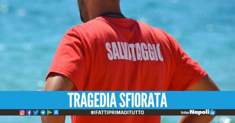 Paura a Baia Domizia, 24enne napoletano rischia di annegare: salvato dai bagnini