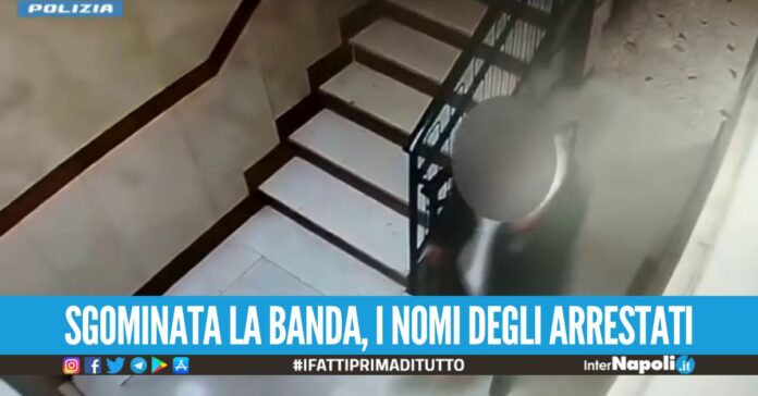 Capi, telefonisti ed esattori nelle truffe: i ruoli della banda di Napoli