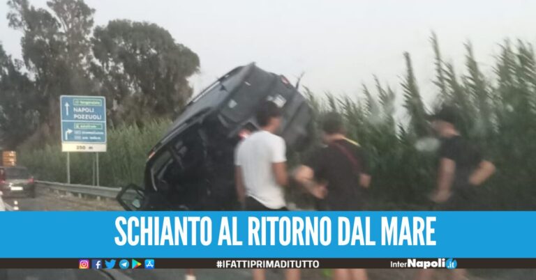 Incidente sulla Domiziana al ritorno dal mare, auto si schianta contro il guardrail