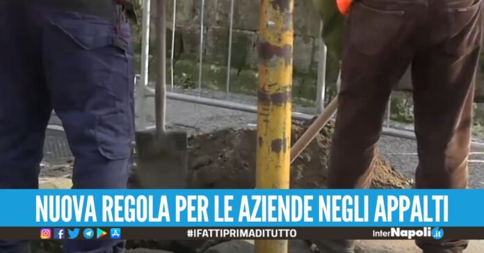 La giunta Manfredi approva il salario minimo, 9 euro all'ora per i lavoratori