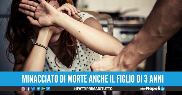 minaccia la ex e tenta di strangolarla