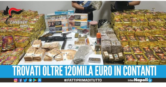 Sequestrati 150 kg di hashish e mitra nel Napoletano, arrestati marito e moglie