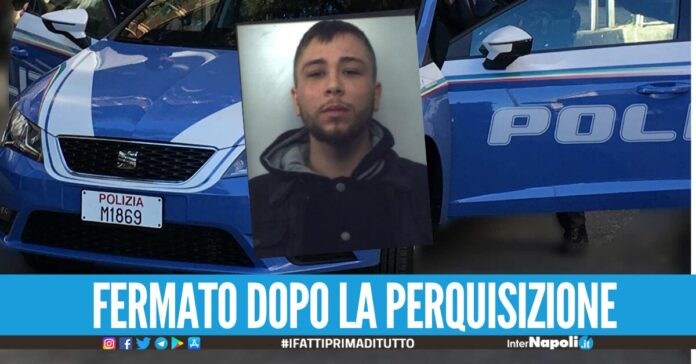 Blitz degli agenti di Secondigliano a San Pietro a Patierno, giovane arrestato in strada