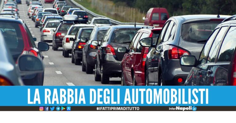 Guidare in Campania è considerato stressante: sorpassi, manovre improvvise e frenate brusche