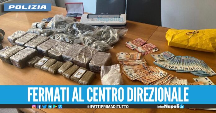 Un chilo di droga e 10mila euro in contanti: nei guai 4 giovanissimi di Napoli e Pozzuoli