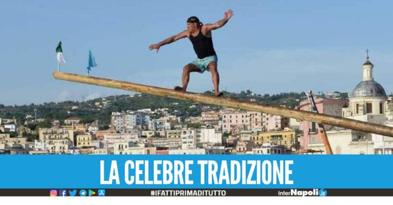 ‘Il Pennone a Mare’: tradizione, devozione e divertimento a Pozzuoli nel giorno dell’Assunta