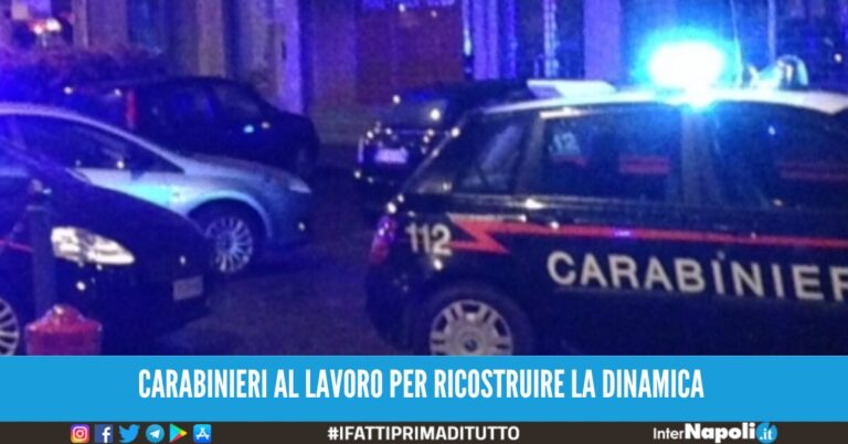 Omicidio nel cuore di Napoli, uomo trovato morto in strada