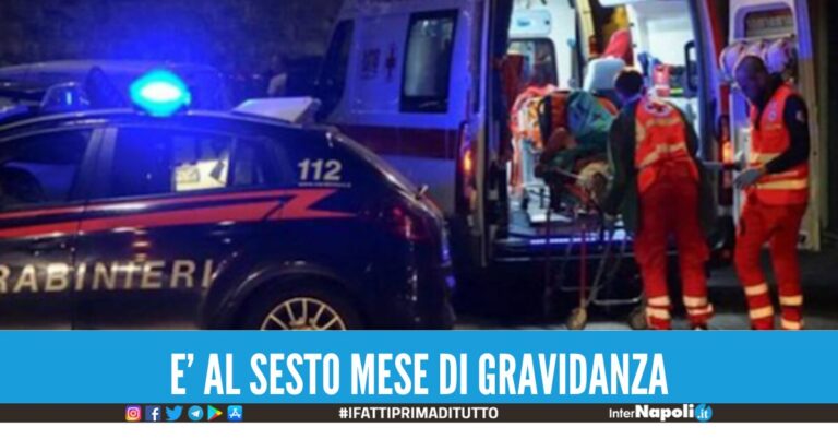 Auto contro moto, un morto e sei feriti: tra questi anche una ragazza incinta