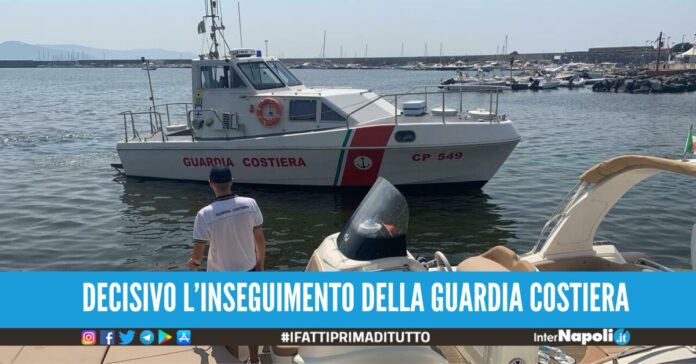 furto battello torre del greco