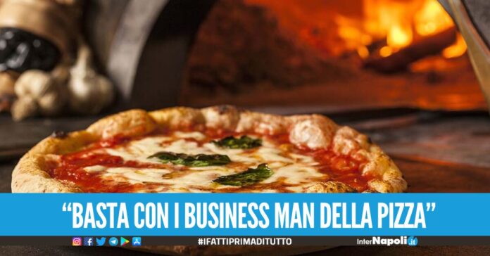 Una famiglia di 4 persone non può spendere 100 euro in pizzeria, il noto locale di Napoli interviene sulla polemica