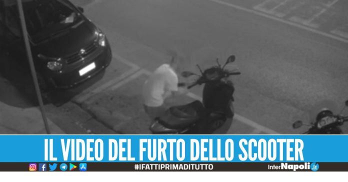 Beverly rubato in 30 secondi a Napoli, ladro colpisce incurante delle auto