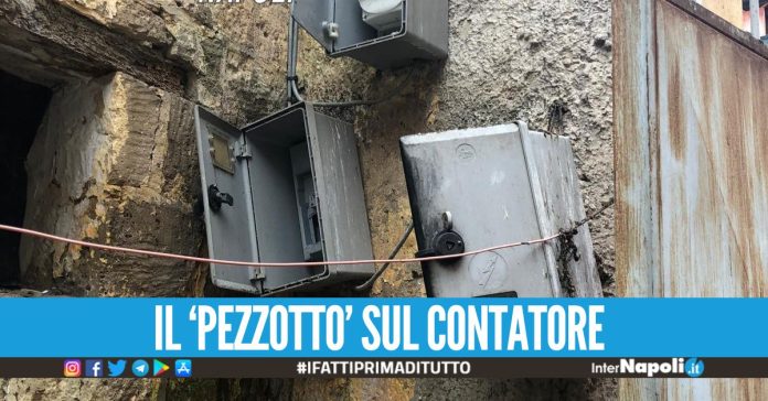 Blitz nella palazzina a Sant'Antimo, 10 denunciati per furto di energia elettrica
