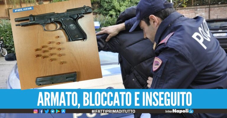 Era pronto a colpire, uomo armato in auto fermato dopo un inseguimento a Casoria
