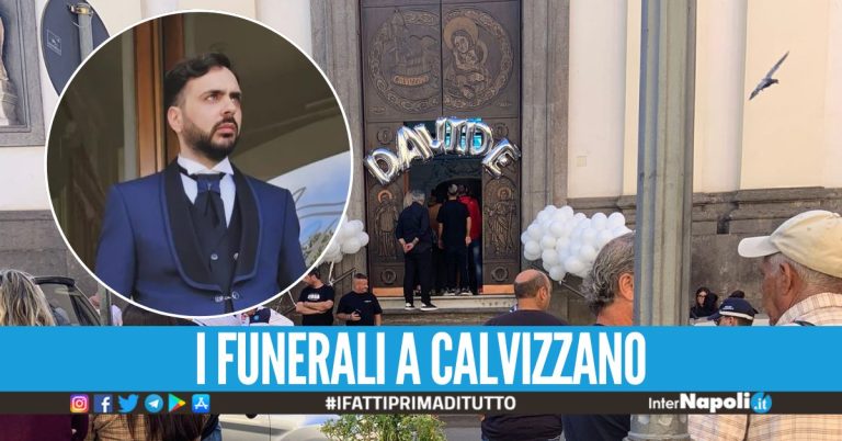 L’ultimo saluto a Davide Mazza: chiesa gremita, applausi e palloncini bianchi