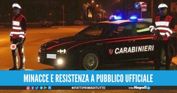 In scooter senza casco, 16enne forza un posto di blocco nel Casertano