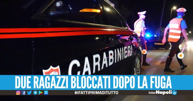 Noleggiano una Cinquecento a Napoli e vengono fermati con mezzo kg di hashish