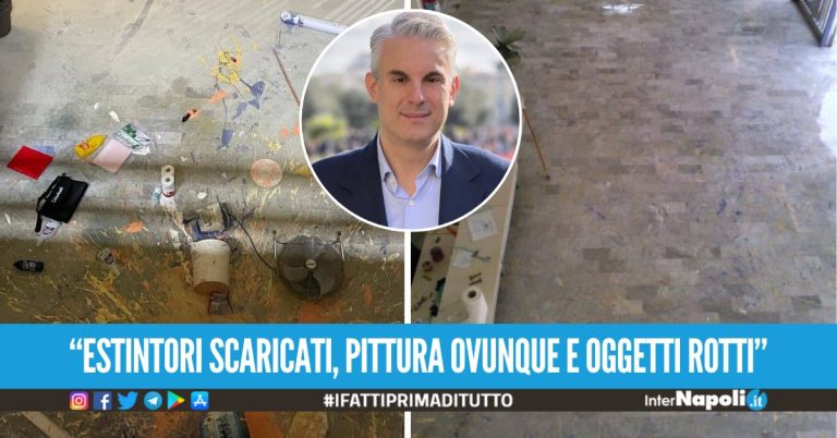 Raid nella scuola a San Giorgio a Cremano, sindaco e dirigenti del Comune la ripuliscono