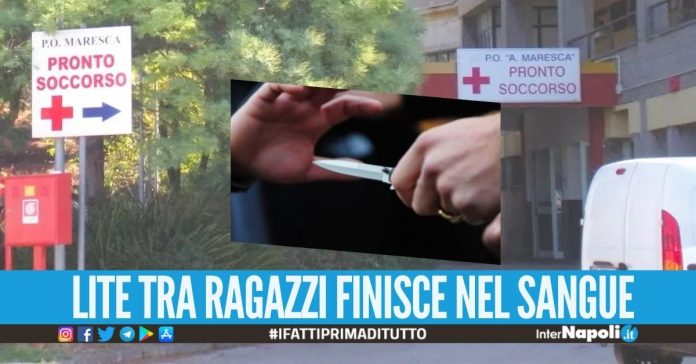 Accoltellato in strada ad Ercolano, 14enne finisce in ospedale