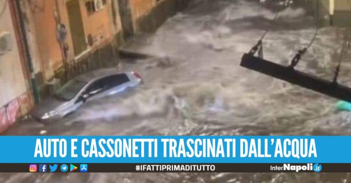 Strade come fiumi a Torre del Greco, i danni della bomba d'acqua