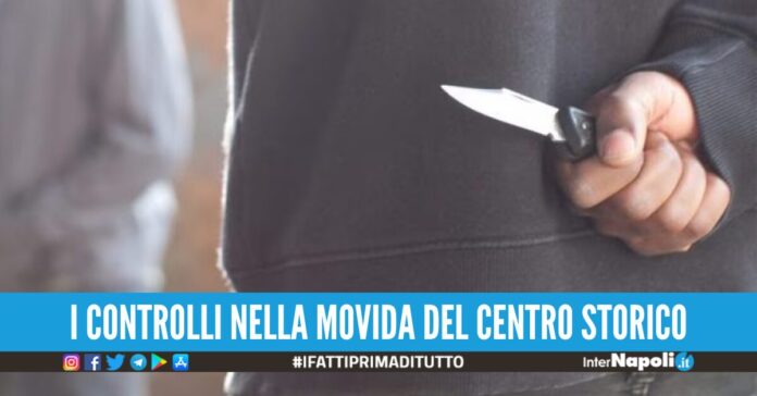 Armati di coltelli a 16 e 14 anni a Napoli, i genitori chiedono scusa ai carabinieri